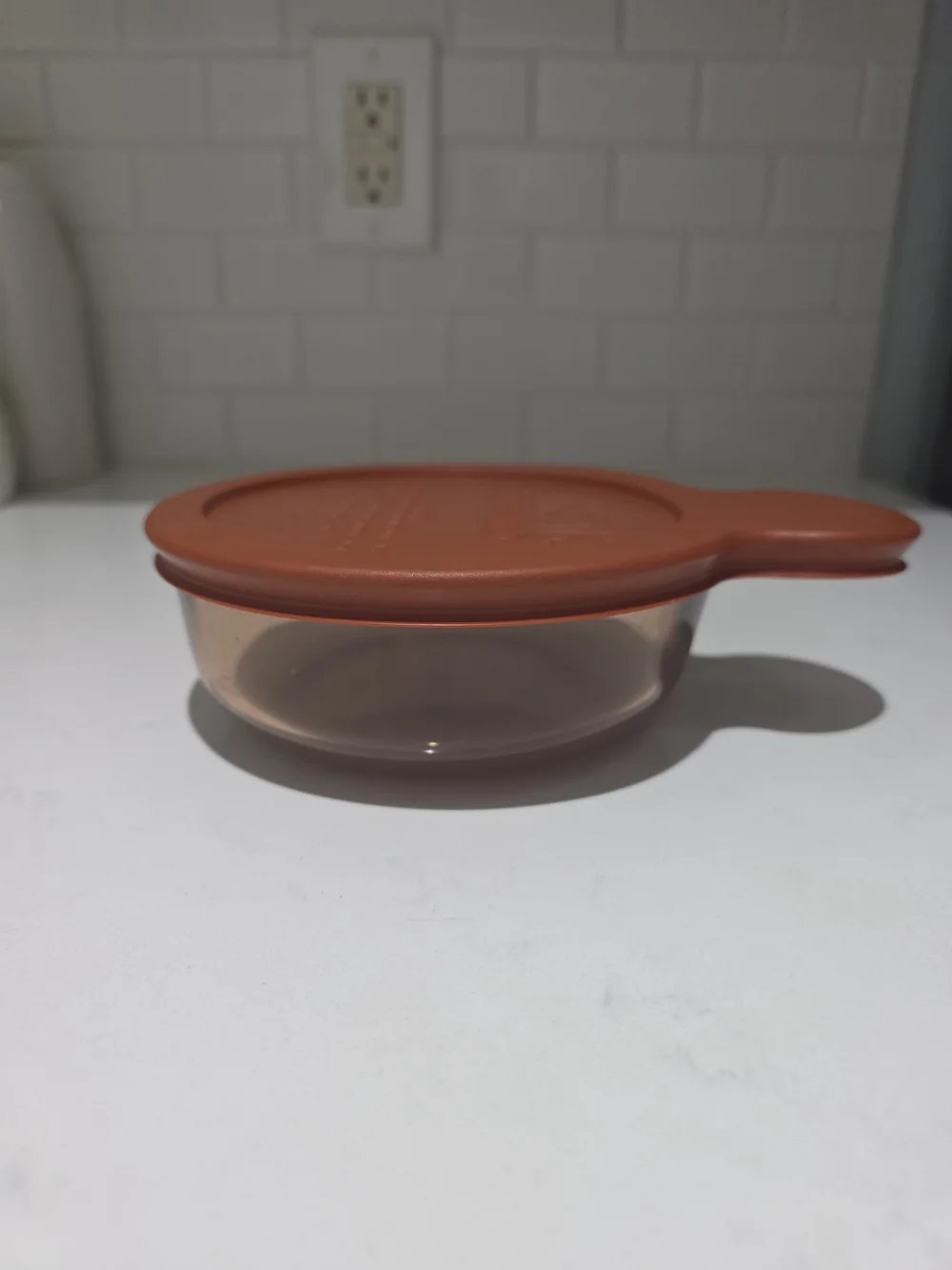 Corningware Brown Round Microwave Heat'n Eat  With Lid